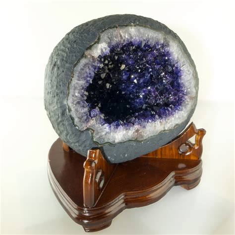 圓形紫晶洞